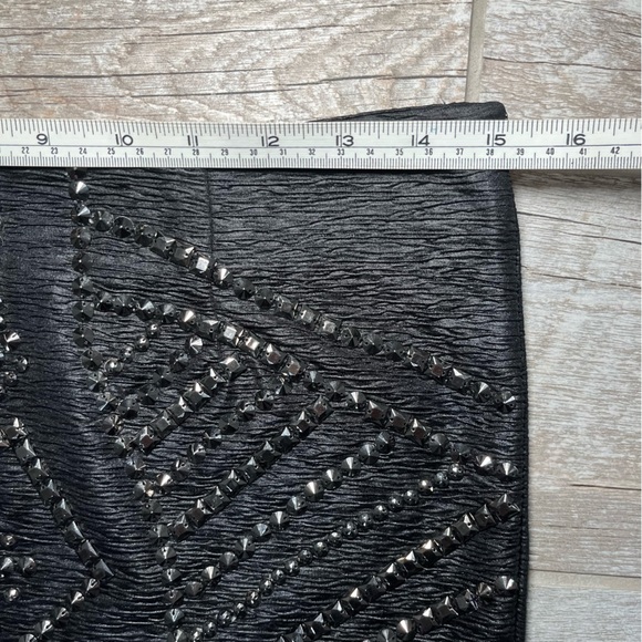 Guess Beaded Mini Skirt - Picture 4 of 5